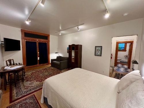Inn At Creek Street image 39